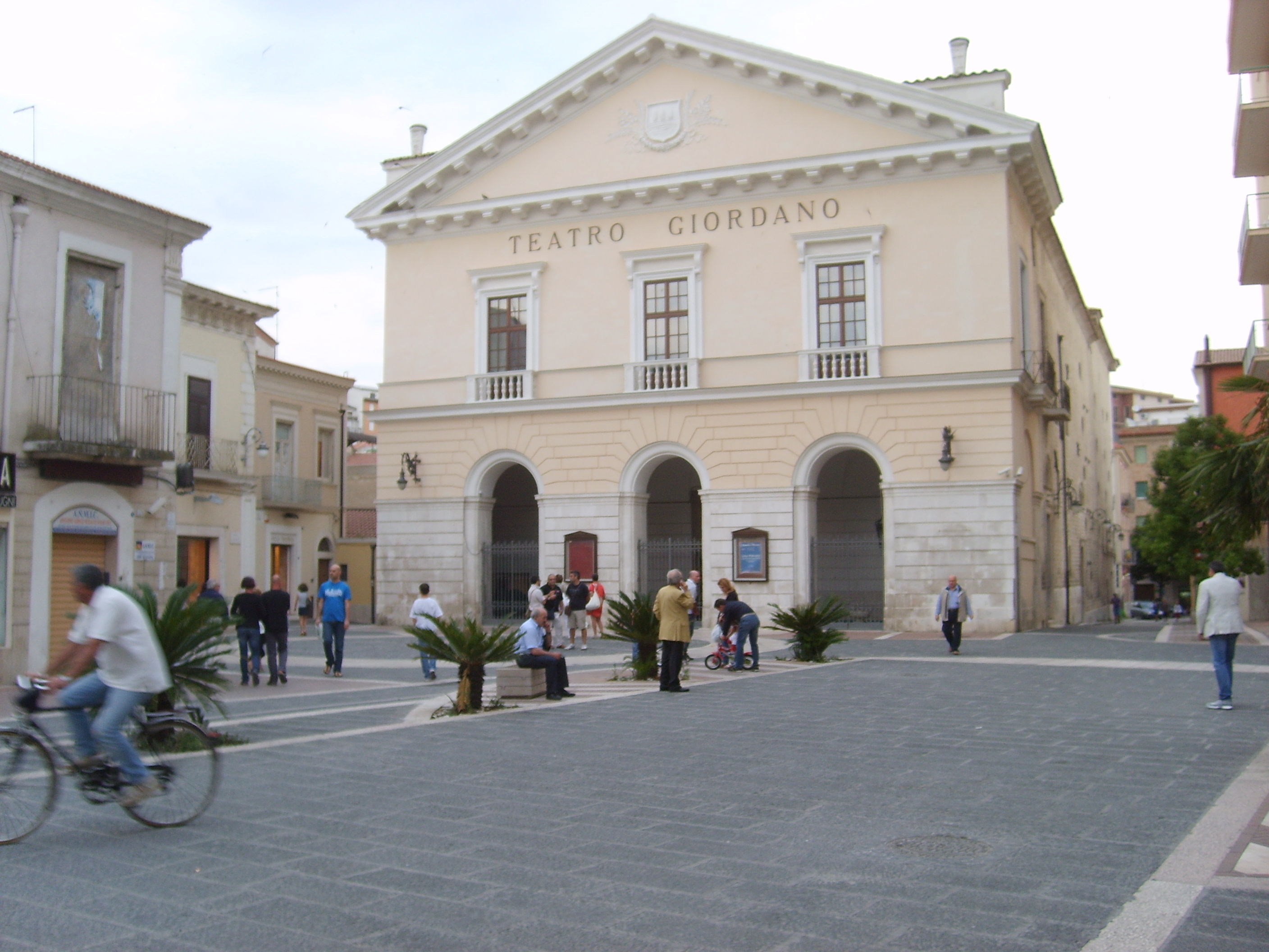 Foggia, piazza Battisti